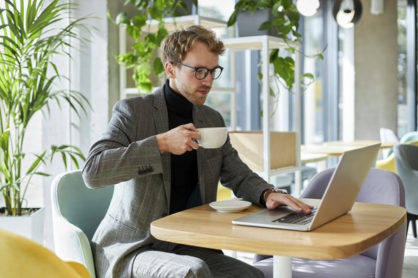 Formation web Antibes : développez vos compétences numériques